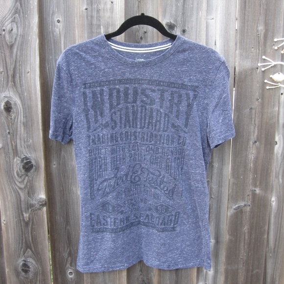 ☀️4/$30☀️ men's very soft medium blue graphic T - Picture 1 of 6